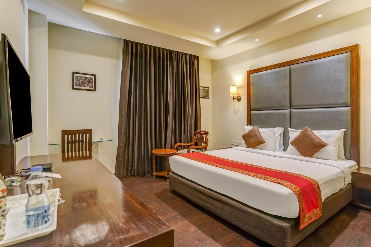Townhouse 552Hotel Royal Court Jalandhar Exterior photo